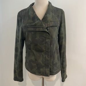 Marrakech Camouflage Jacket.  S. NWT